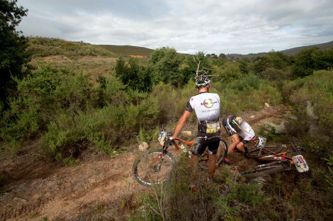 Cape Epic 2014 - zase Susi s defektem, Fery přihlíží