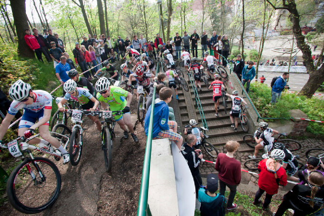 ČP MTB XCO Teplice 2014: tlačenice po startu