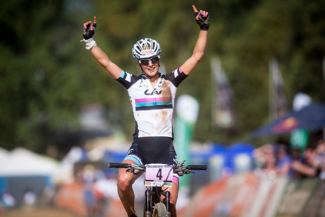 Na úvod SP se tým Liv Pro XC radoval hned dvakrát, 1. Neff, 3. Wloszczowska 