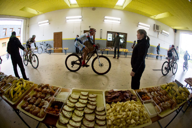 Author Šela Marathon 2014 - průjezd autoservisem