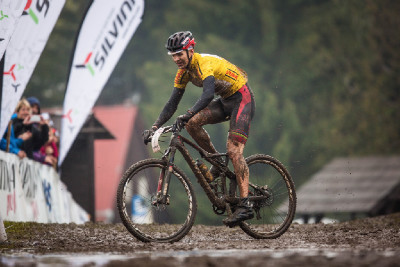 V bahně nešlo ani slavit...