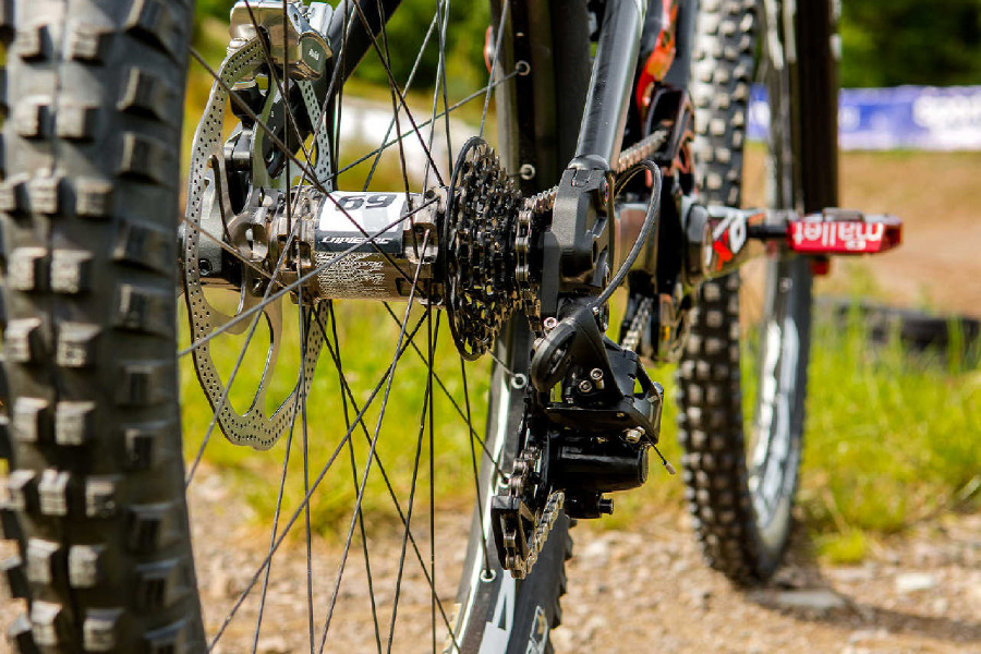 Nový Lapierre 27,5" DH 2015