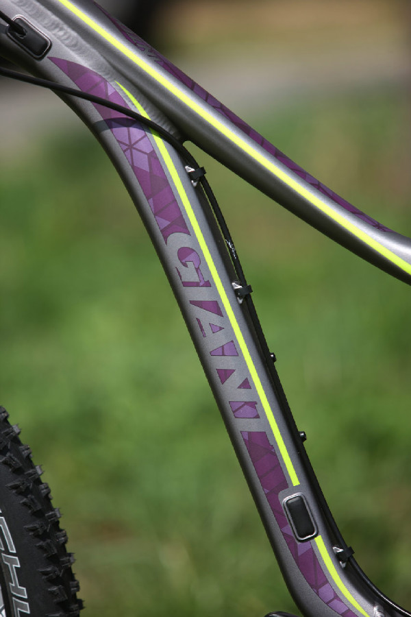 Giant Intrigue 27.5 2