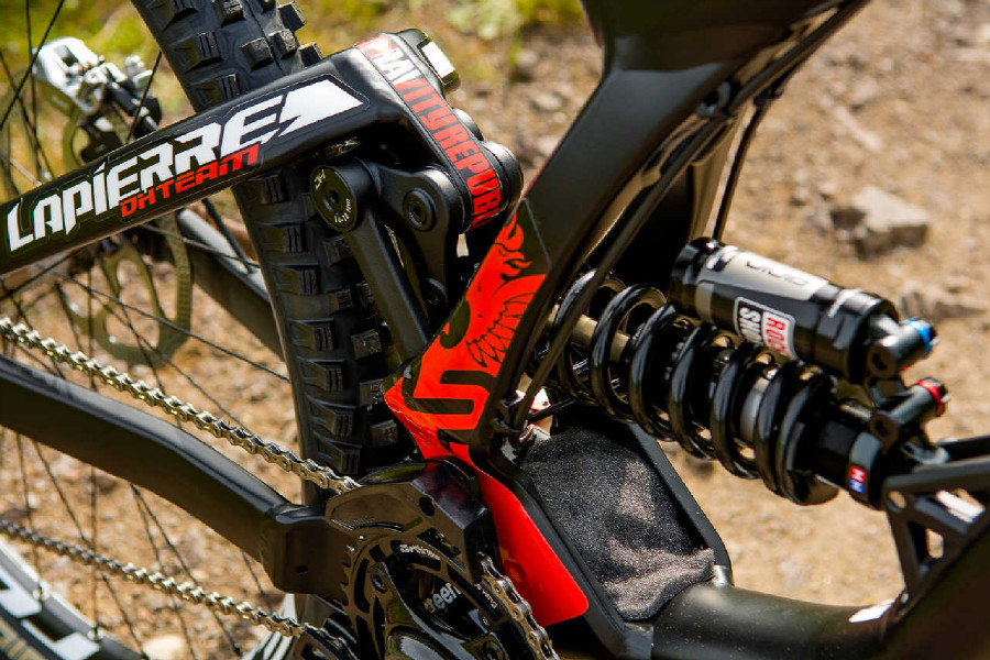 Nový Lapierre 27,5" DH 2015