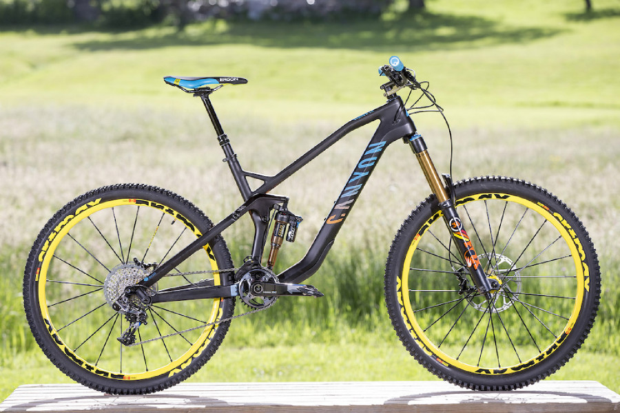 Canyon Strive CF 2015