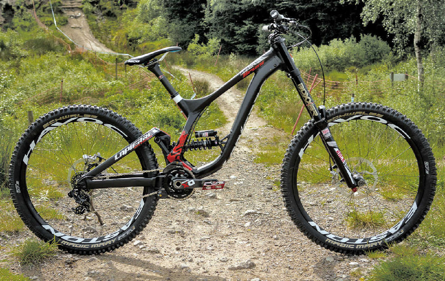 Nový Lapierre 27,5" DH 2015