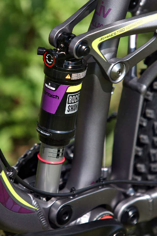 Giant Intrigue 27.5 2