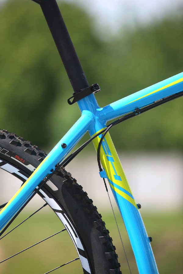 Specialized Hardrock Sport Disc 29