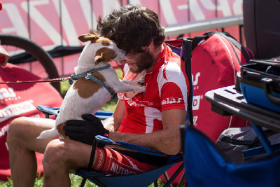 Jirku Chybu musel z nezdaru na domácí trati vylízat jeho mazlíček