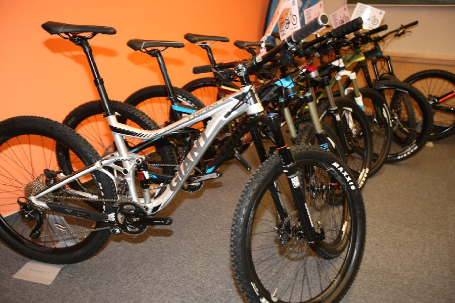 Giant 2015 prezentace