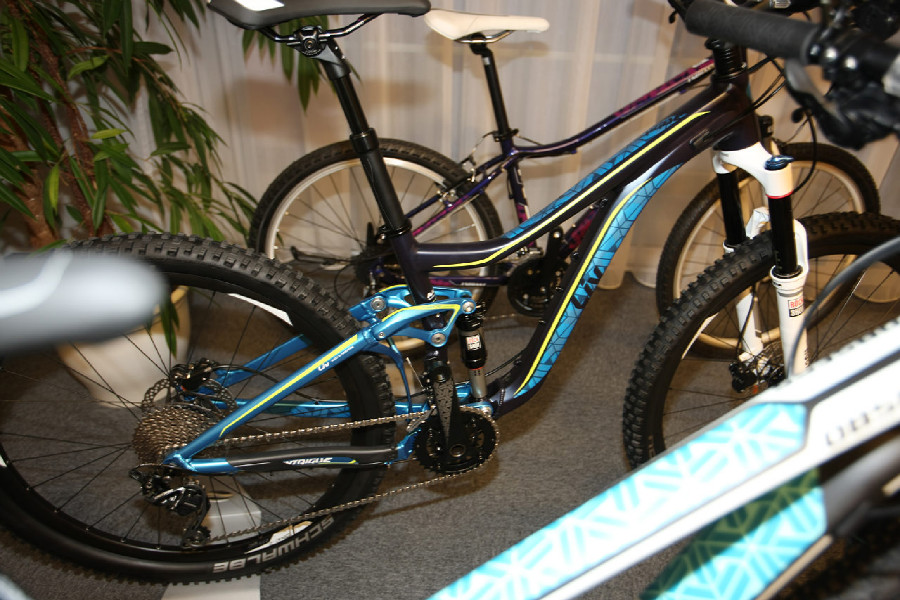 Giant 2015 prezentace