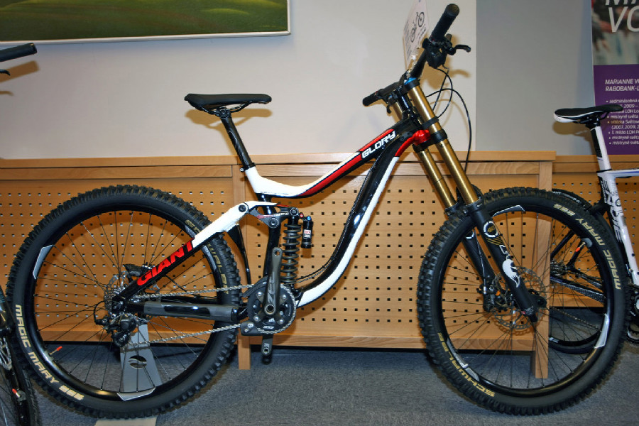 Giant 2015 prezentace