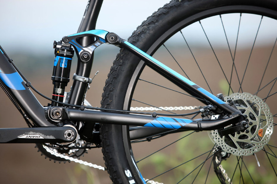 Giant 2015 prezentace