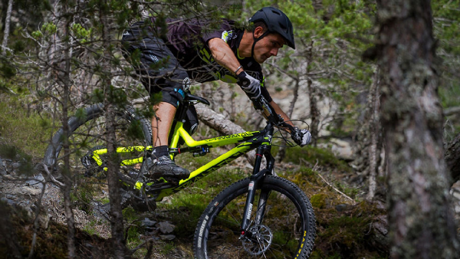 Commencal Meta AM V4