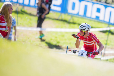 Suverénní Simon Andreassen stíhal posílat polibky