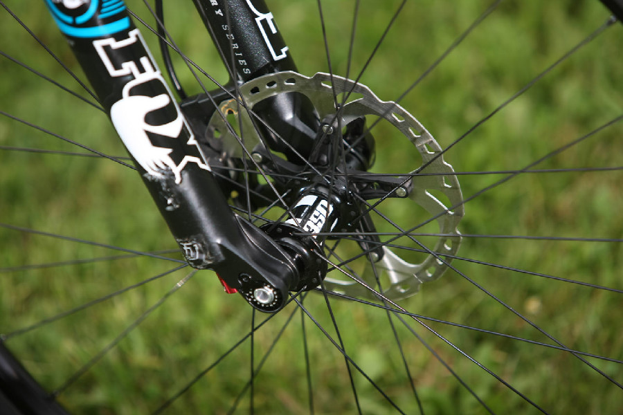 GT Helion Carbon Pro