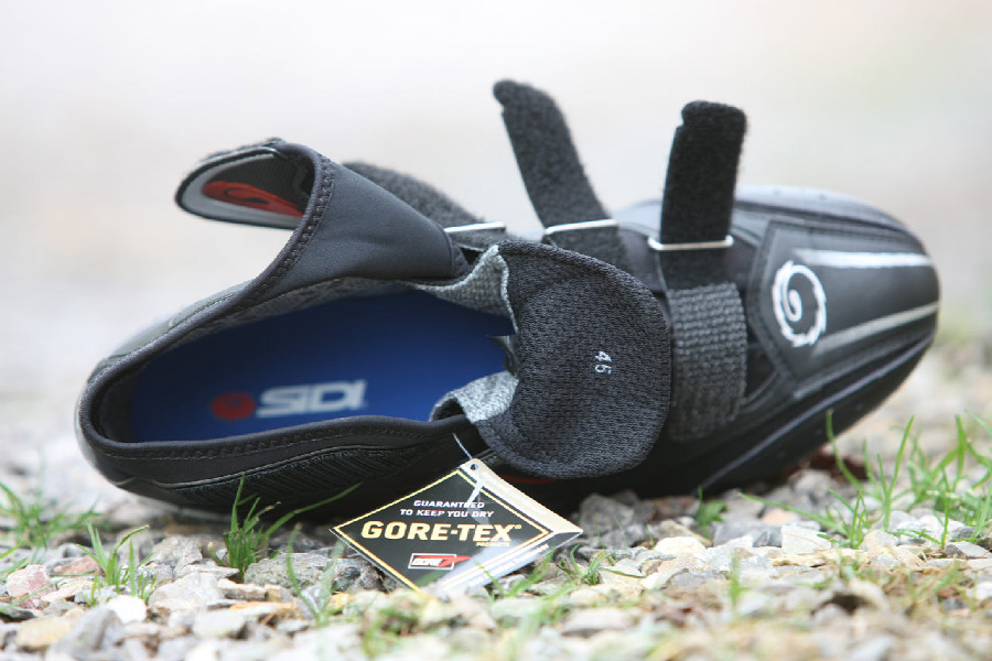 Zimní tretry 2015 - Sidi Diablo GTX