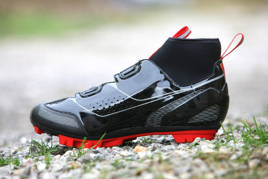 Zimní tretry 2015 - DMT NIX MTB