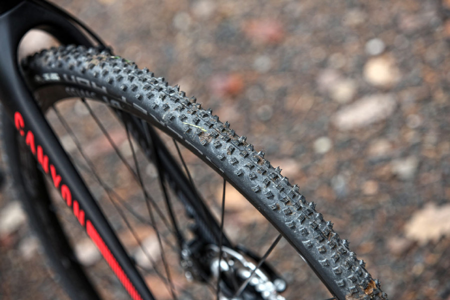 Canyon Inflite AL 9.0