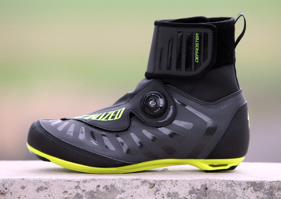 Zimní tretry 2015 - Specialized Defroster