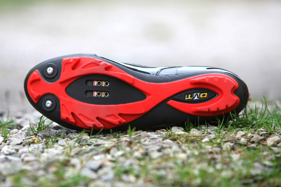 Zimní tretry 2015 - DMT NIX MTB