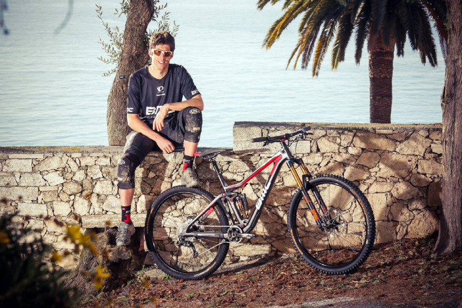 Představení BMC Trailfox TF01 XTR Di2