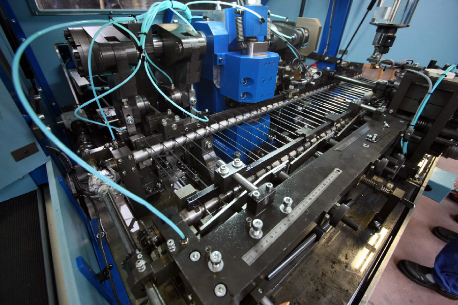 Remerx - pohled na výrobu závitů a hlaviček