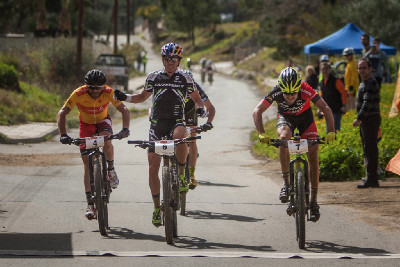 Jan Škarnitzl těsně vyhrává třetí etapu a kazí radost Avancinimu