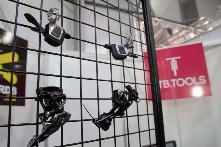 Střípky For Bikes 2015 - Microshift jako alternativa k Shimanu