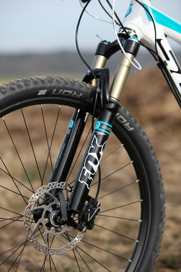 Scott Contessa Spark 700