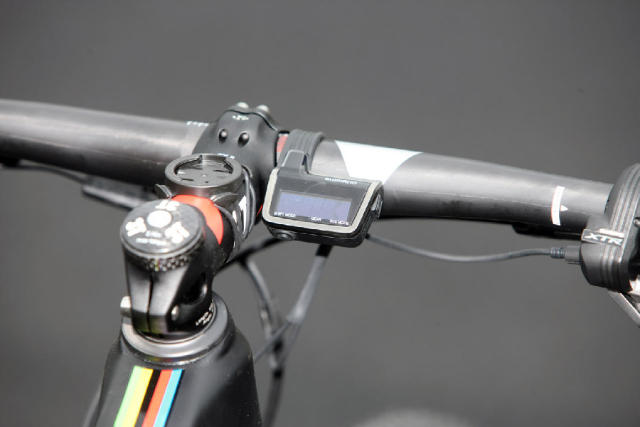 BMC TE01 Juliana Absalona - mozek Di2 XTR