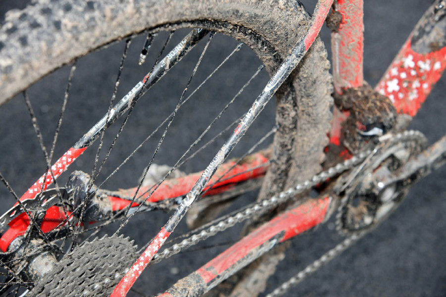 Stockli Beryll RSC Jolandy Neff - subtilní vzpěry zadní stavby