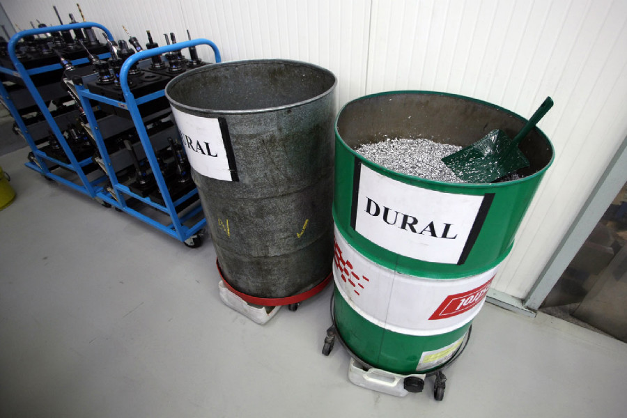 Na návštěvě v Goldfren - třídění hliníkového odpadu je nedílnou součástí výroby