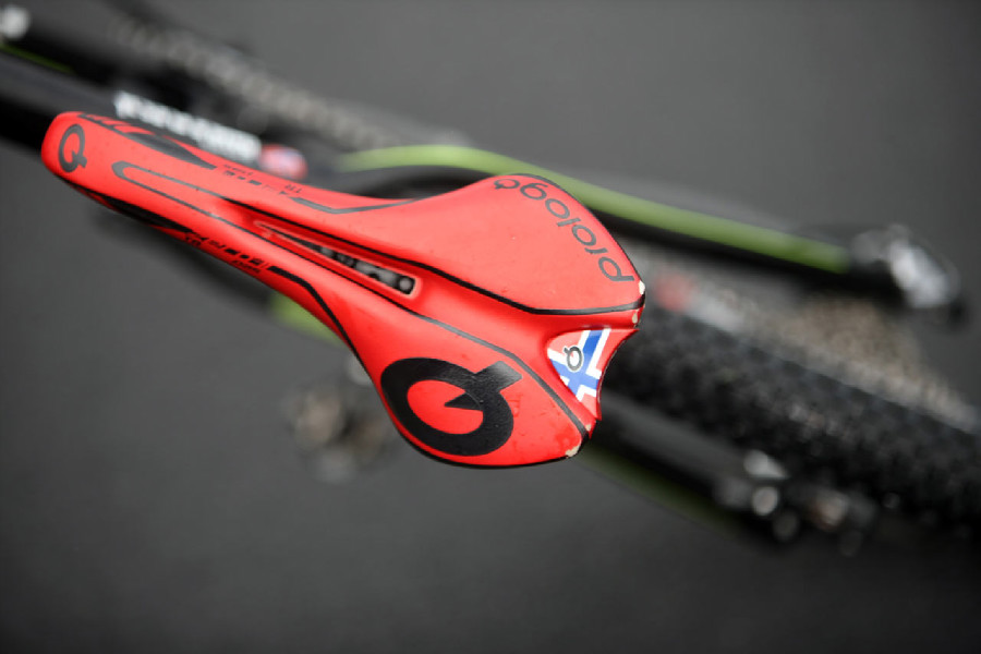 Merida Big Nine Gun Rity Dahle Flejsy - domácí vlaječka na Prologo sedle