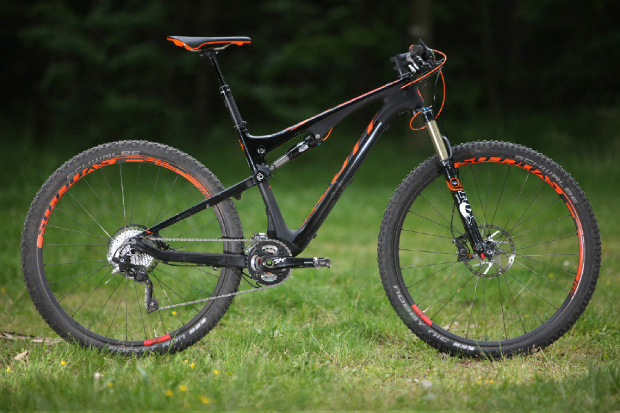 Scott Genius 27,5 vs. 29