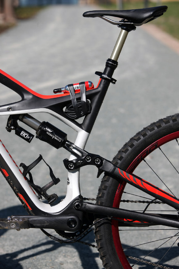 Specialized Enduro 650B Michala Prokopa