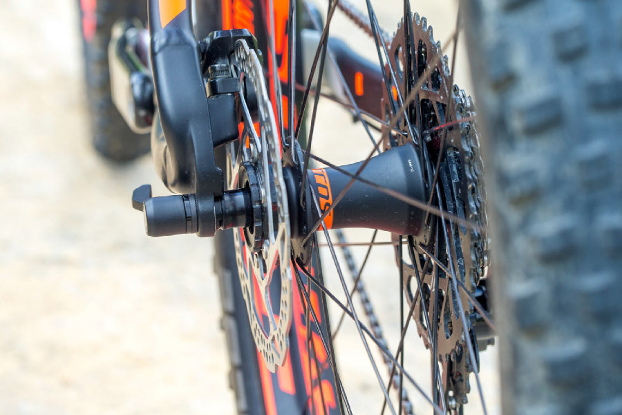 Scott Scale Plus 2016