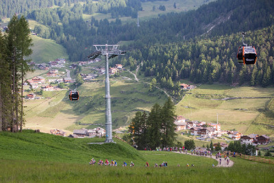 první stovky metrů závodu žen