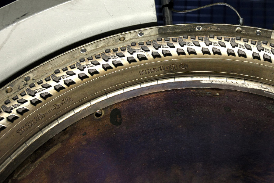 Na návštěvě v Rubeně - detail formy cyklopláště