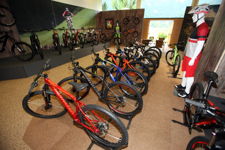 Specialized 2016 - prezentace Leogang