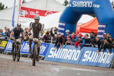 Anton Cooper poráží Victora Koretzky