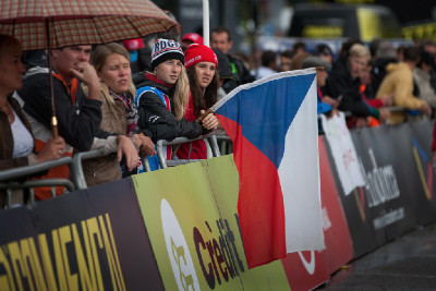 české fanynky Jana a Adéla