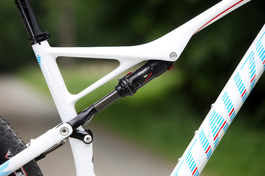 Sprcialized Epic Comp Carbon 29