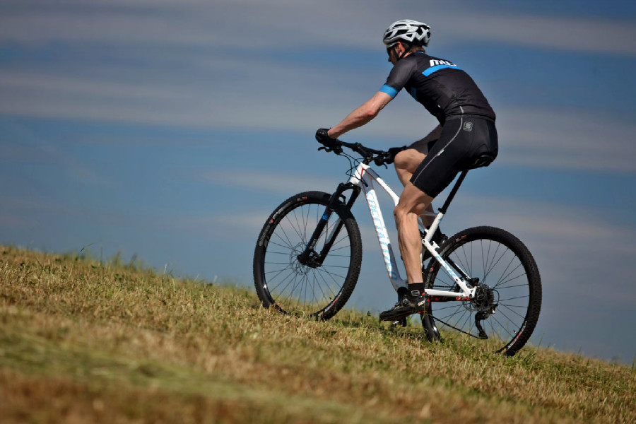 Sprcialized Epic Comp Carbon 29