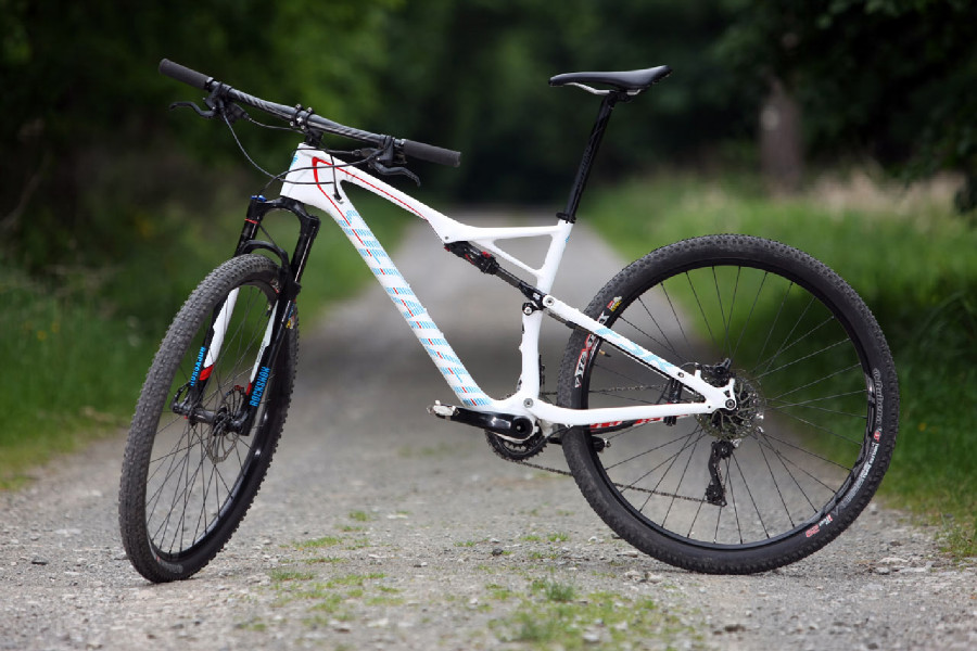 Sprcialized Epic Comp Carbon 29