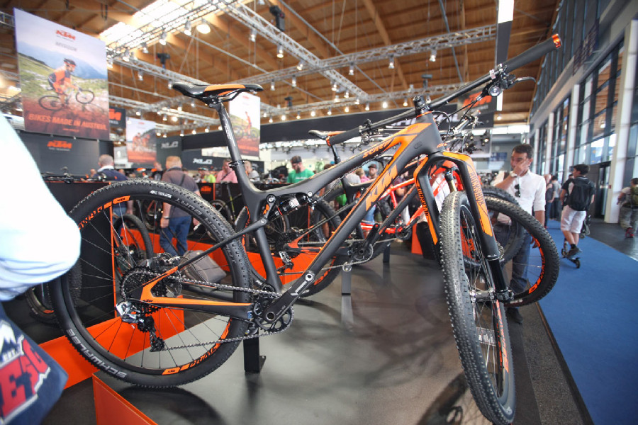 KTM 2016
