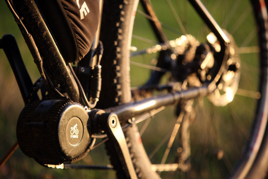 Amulet e-Rival 650B+