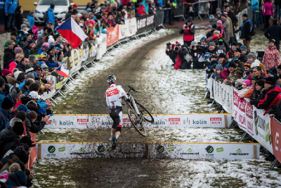 MČR cyklokros 2016: odpojený Adam Ťoupalík