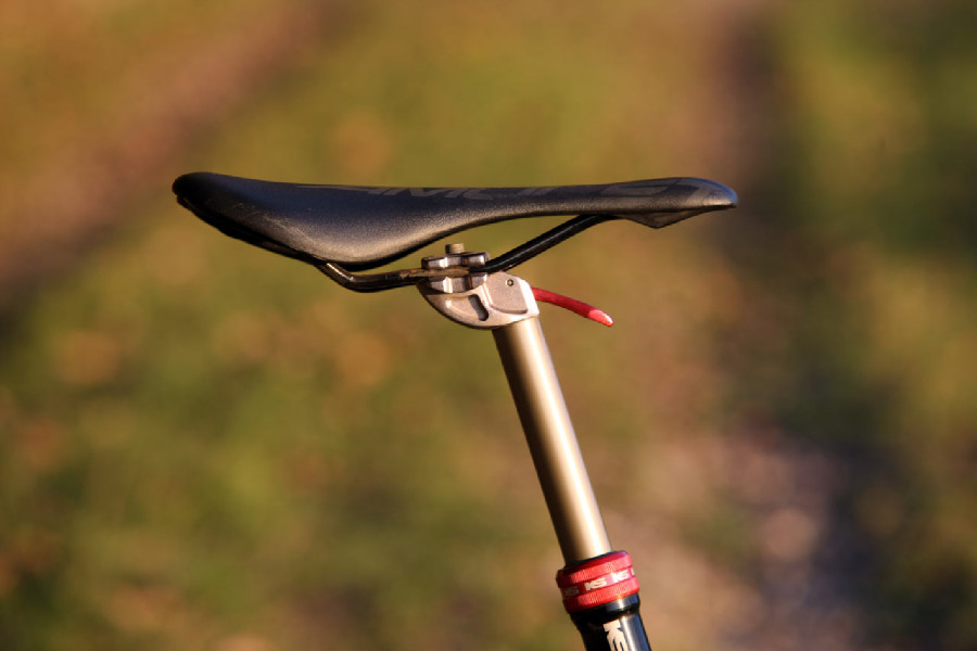 Amulet e-Rival 650B+