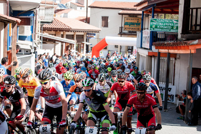 Sunshine Cup #1 - třetí den se startovalo ve městečku Lythrodontas